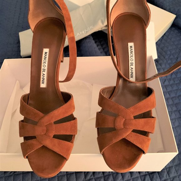 Manolo Blahnik; Unista Sandal - Picture 1 of 8